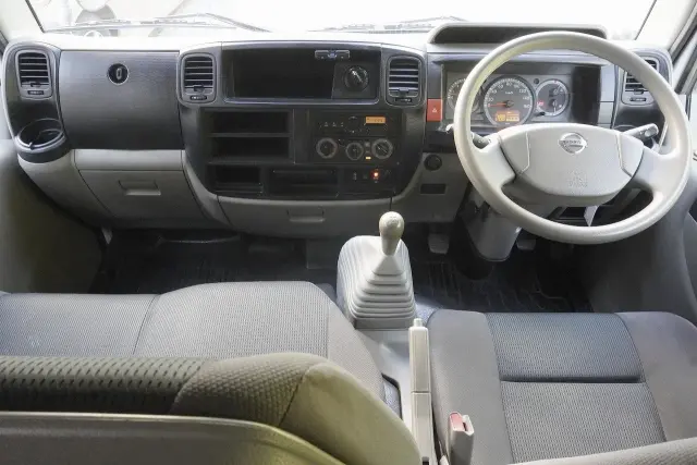 日産 アトラス TKG-SZ5F24(4WD)の写真44