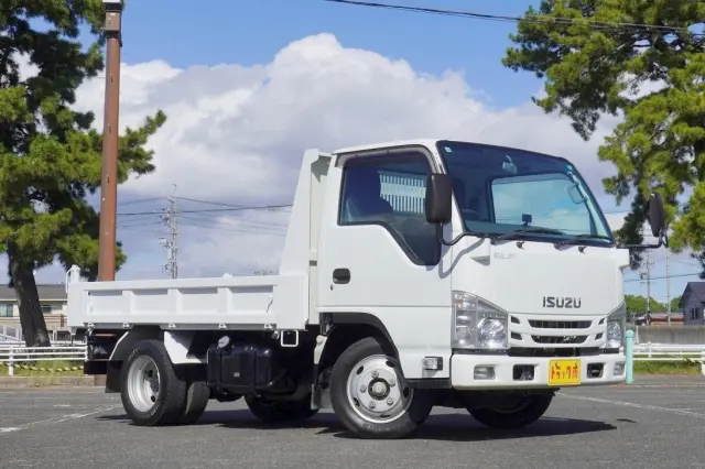 いすゞ エルフ TPG-NJR85AD(2WD)の写真10