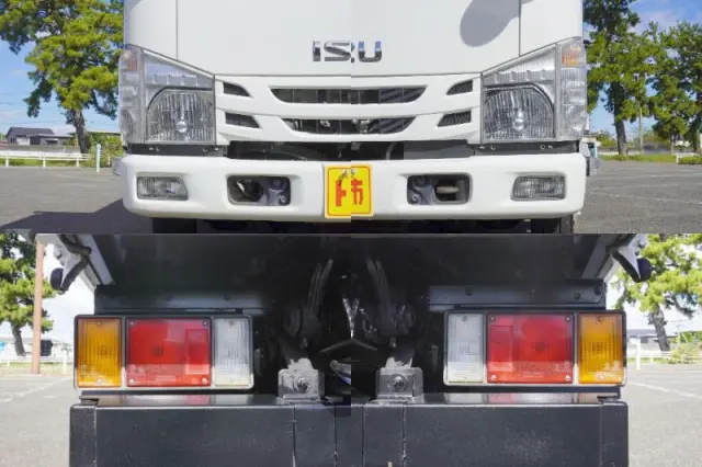 いすゞ エルフ TPG-NJR85AD(2WD)の写真15