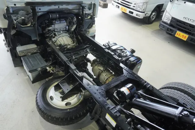 いすゞ エルフ TPG-NJR85AD(2WD)の写真30