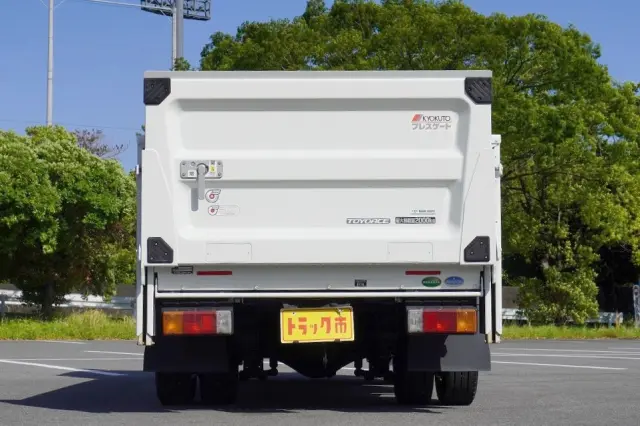 トヨタ トヨエース TKG-XZU605(2WD)の写真11