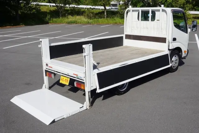 トヨタ トヨエース TKG-XZU605(2WD)の写真19