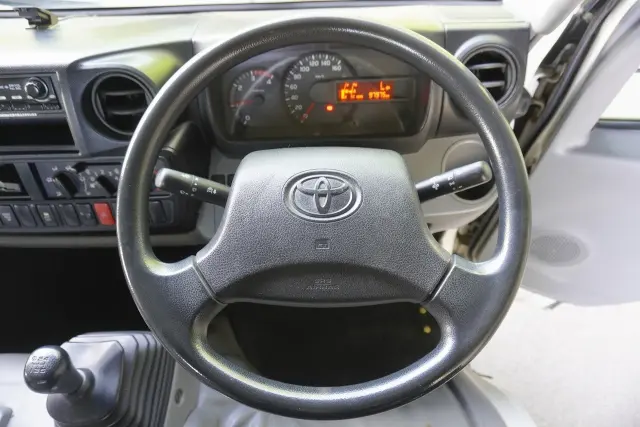 トヨタ トヨエース TKG-XZU605(2WD)の写真41