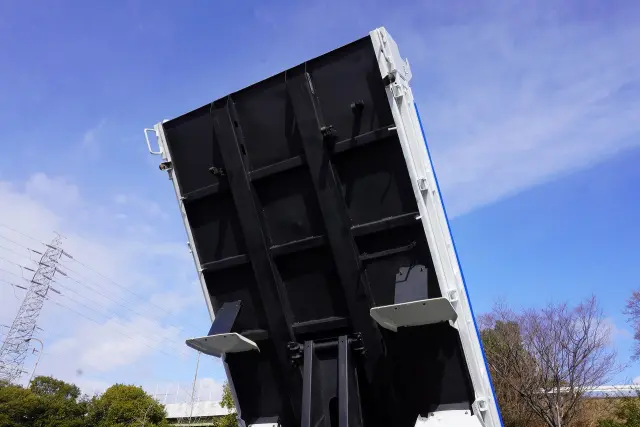 三菱 キャンター TKG-FBA30(2WD)の写真28