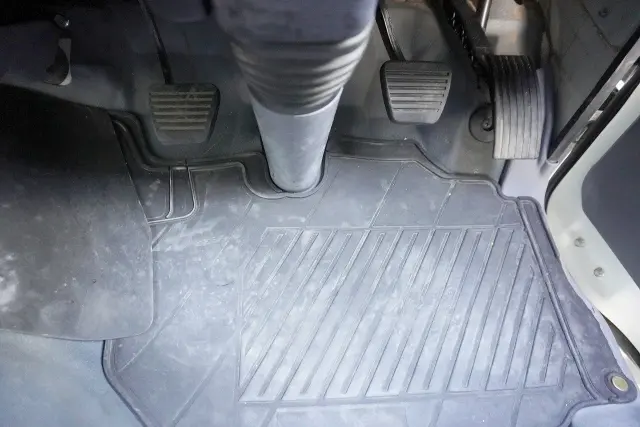 三菱 キャンター TKG-FBA30(2WD)の写真44