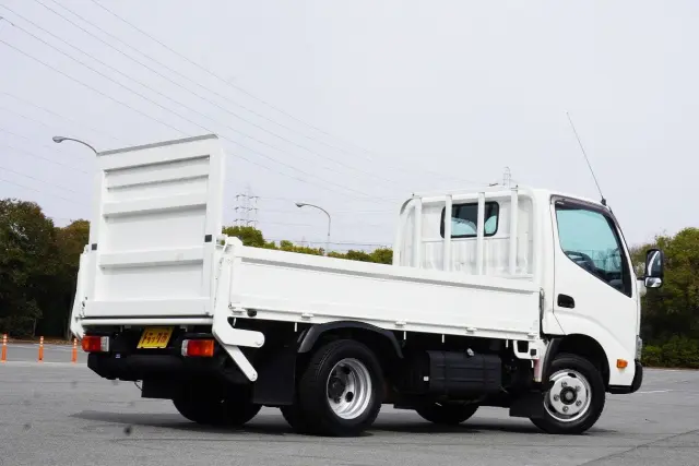 日野 デュトロ TKG-XZC605m(2WD)の写真2