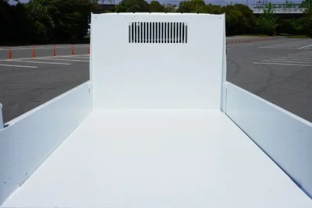 三菱 キャンター TKG-FBA60(2WD)の写真5