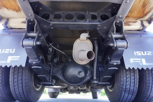 いすゞ エルフ TKG-NJS85A(4WD)の写真6