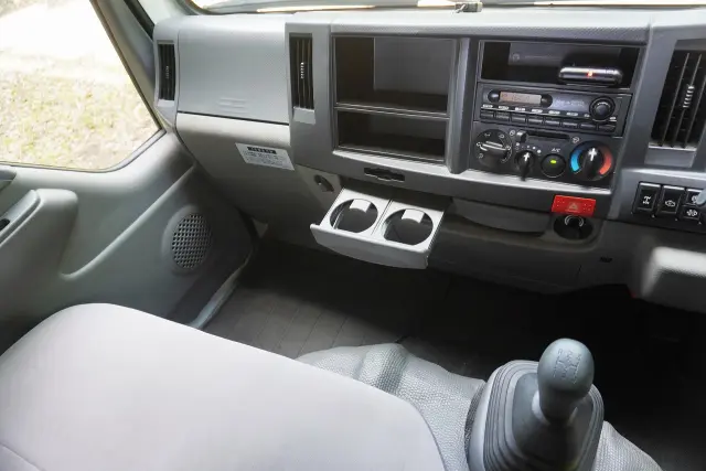 いすゞ エルフ TKG-NJS85A(4WD)の写真42