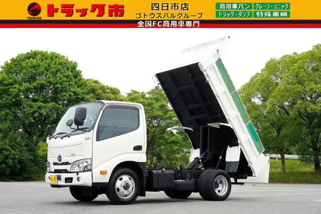 日野 デュトロ 2KG-XZU675T(4WD)の写真1