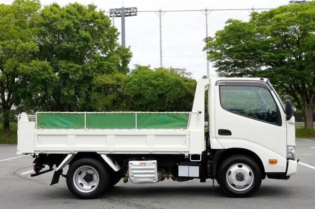 日野 デュトロ 2KG-XZU675T(4WD)の写真11