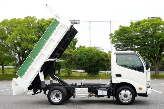日野 デュトロ 2KG-XZU675T(4WD)の写真19
