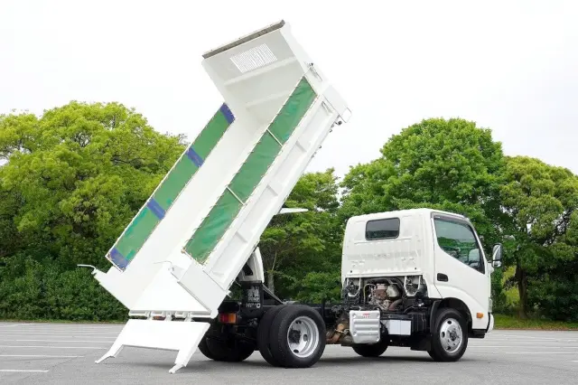 日野 デュトロ 2KG-XZU675T(4WD)の写真20