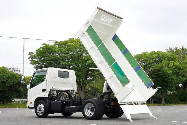 日野 デュトロ 2KG-XZU675T(4WD)の写真22