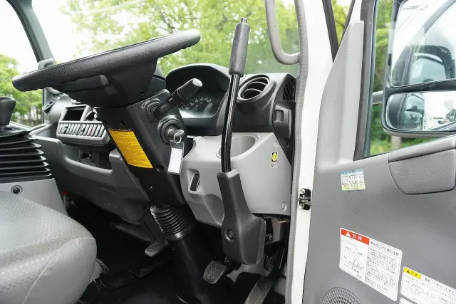日野 デュトロ 2KG-XZU675T(4WD)の写真42