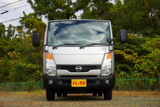 日産 アトラス TKG-SZ2F24(2WD)の写真4