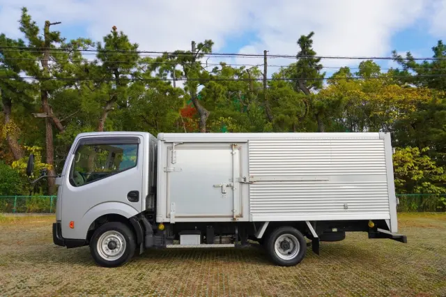 日産 アトラス TKG-SZ2F24(2WD)の写真9