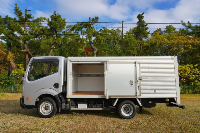 日産 アトラス TKG-SZ2F24(2WD)の写真10