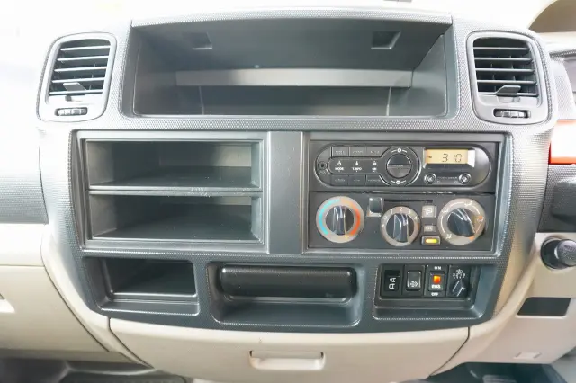 日産 アトラス TKG-SZ2F24(2WD)の写真41