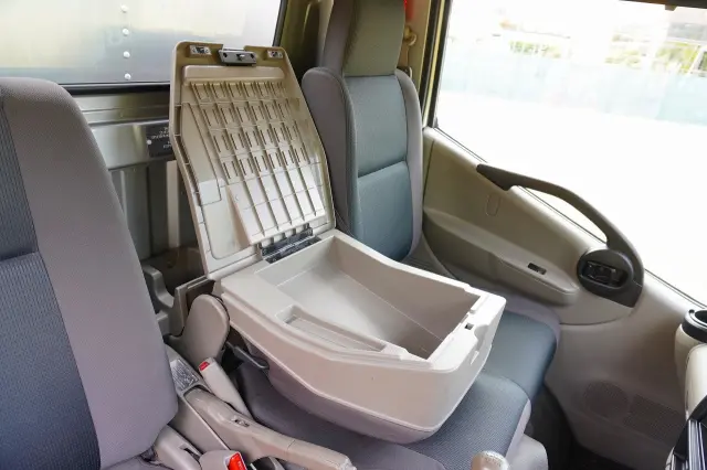 日産 アトラス TKG-SZ2F24(2WD)の写真47