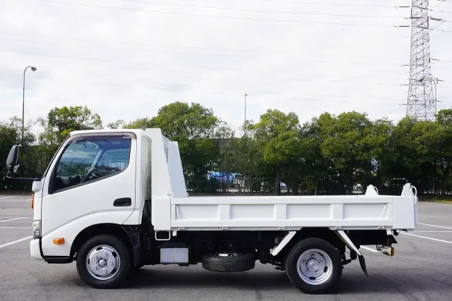 日野 デュトロ TKG-XZU610T(2WD)の写真11