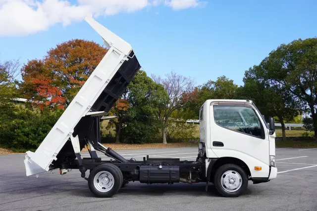 日野 デュトロ TKG-XZU610T(2WD)の写真16