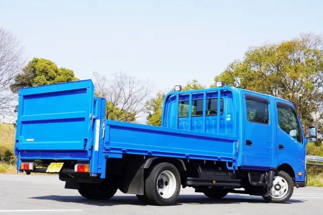 トヨタ ダイナ TKG-XZU710(2WD)の写真2