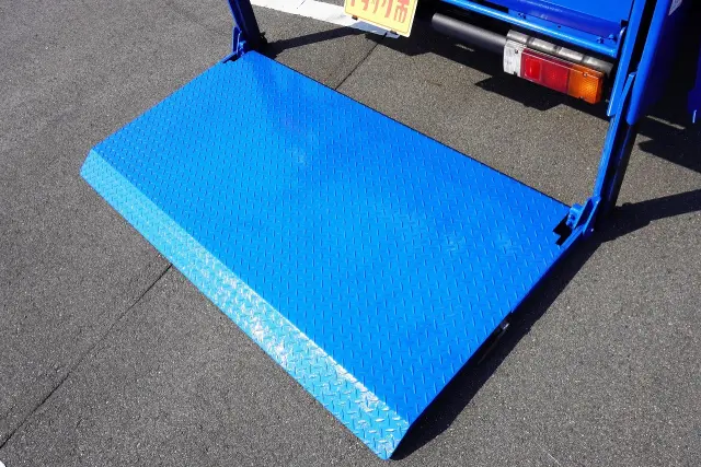 トヨタ ダイナ TKG-XZU710(2WD)の写真19