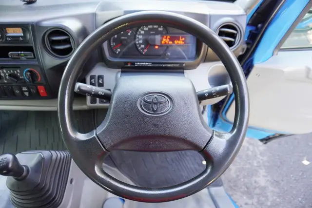 トヨタ ダイナ TKG-XZU710(2WD)の写真38
