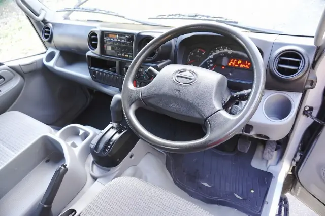 日野 デュトロ TKG-XZU640M(2WD)の写真3