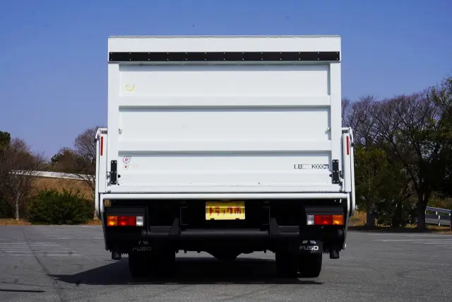 三菱 キャンター 2PG-FEB50(2WD)の写真10