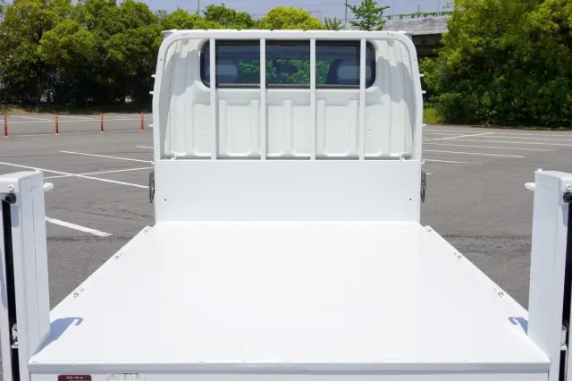三菱 キャンター TKG-FBA20(2WD)の写真5