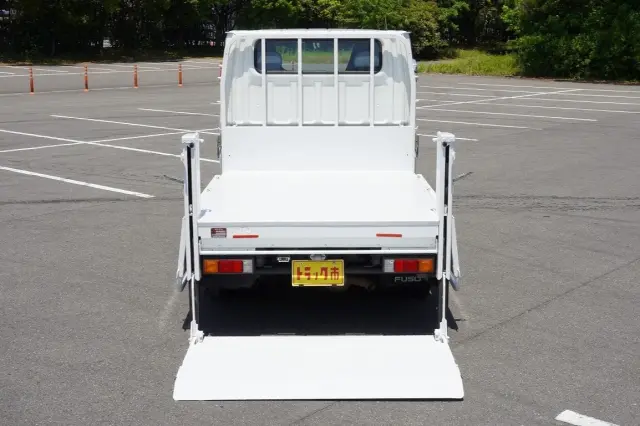 三菱 キャンター TKG-FBA20(2WD)の写真19