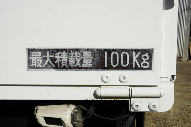 いすゞ エルフ TPG-NKR85AN(2WD)の写真14
