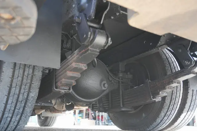 いすゞ エルフ TPG-NKR85AN(2WD)の写真26