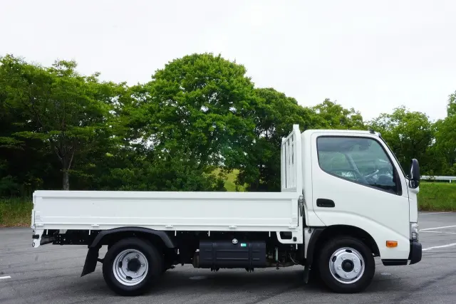 トヨタ ダイナ TKG-XZC605(2WD)の写真9