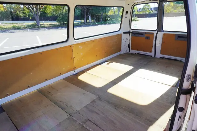 トヨタ トヨエース TKG-XZC605V(2WD)の写真16