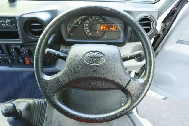 トヨタ トヨエース TKG-XZC605V(2WD)の写真39