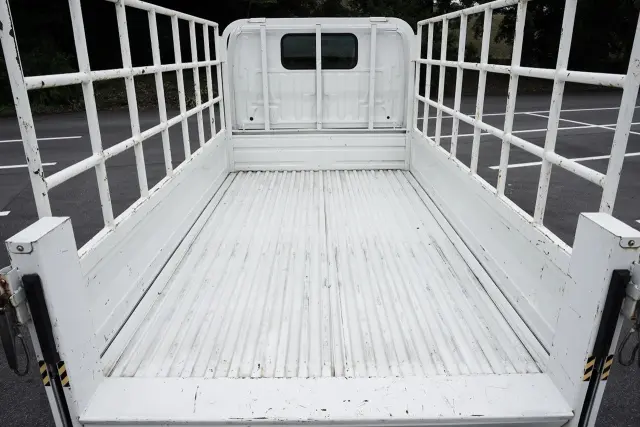 トヨタ ダイナ QDF-KDY221(2WD)の写真5