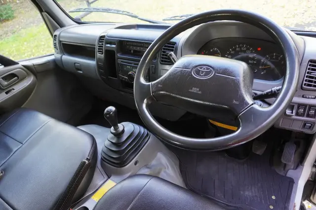 トヨタ ダイナ ABF-TRY230(2WD)の写真3