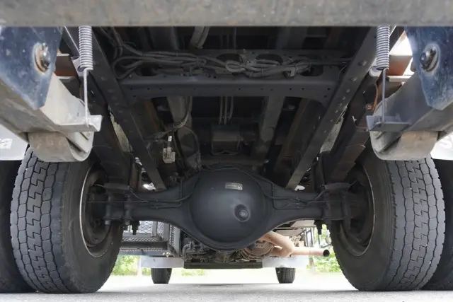 いすゞ フォワード TKG-FRR90S2(2WD)の写真7