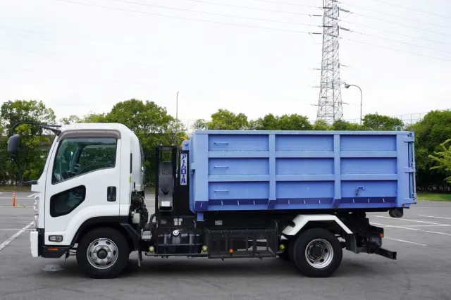 いすゞ フォワード TKG-FRR90S2(2WD)の写真14