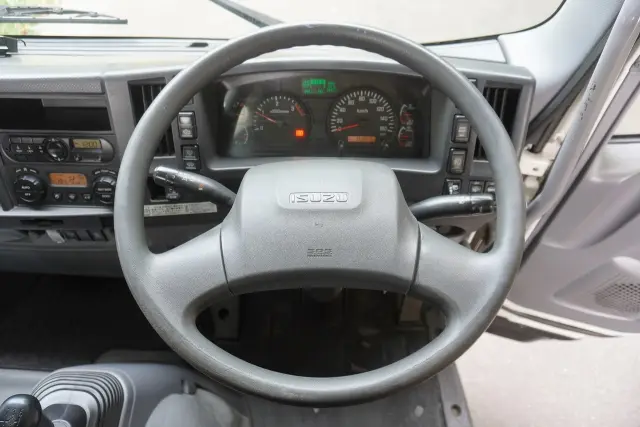 いすゞ フォワード TKG-FRR90S2(2WD)の写真38