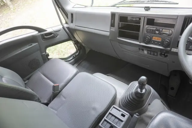 いすゞ フォワード TKG-FRR90S2(2WD)の写真41