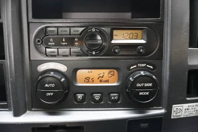 いすゞ フォワード TKG-FRR90S2(2WD)の写真43