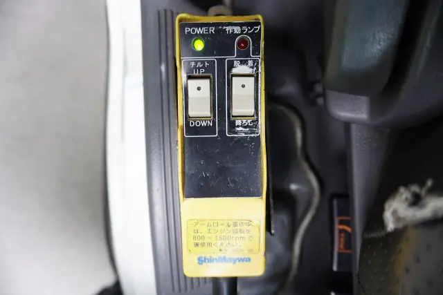 いすゞ フォワード TKG-FRR90S2(2WD)の写真46