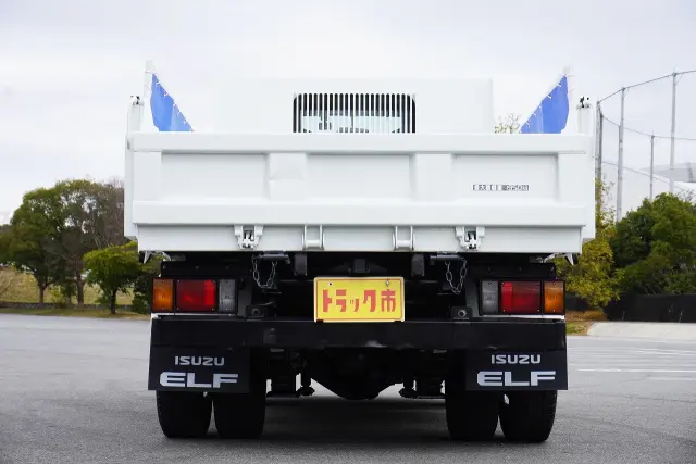 いすゞ エルフ 2RG-NJR88AN(2WD)の写真13