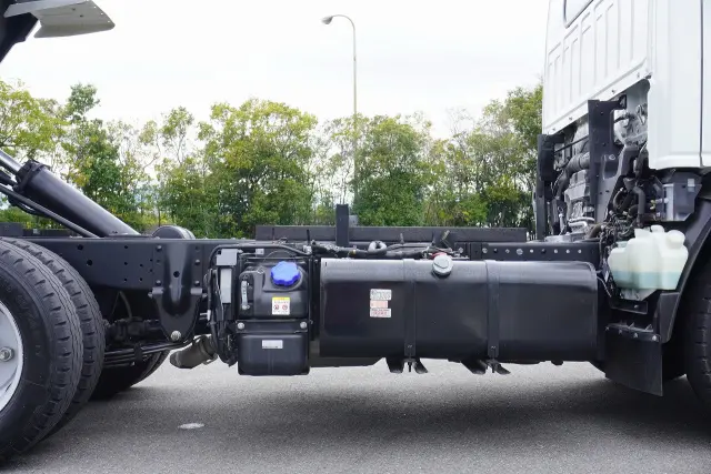 いすゞ エルフ 2RG-NJR88AN(2WD)の写真29