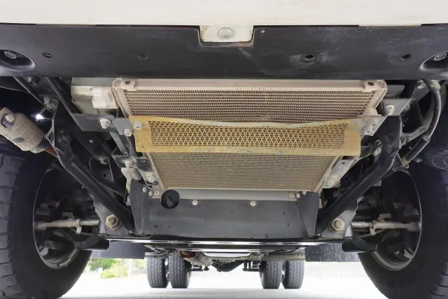 いすゞ エルフ 2RG-NJR88AN(2WD)の写真31