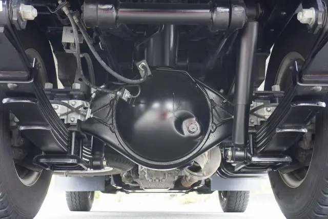 いすゞ エルフ 2RG-NJR88AN(2WD)の写真33